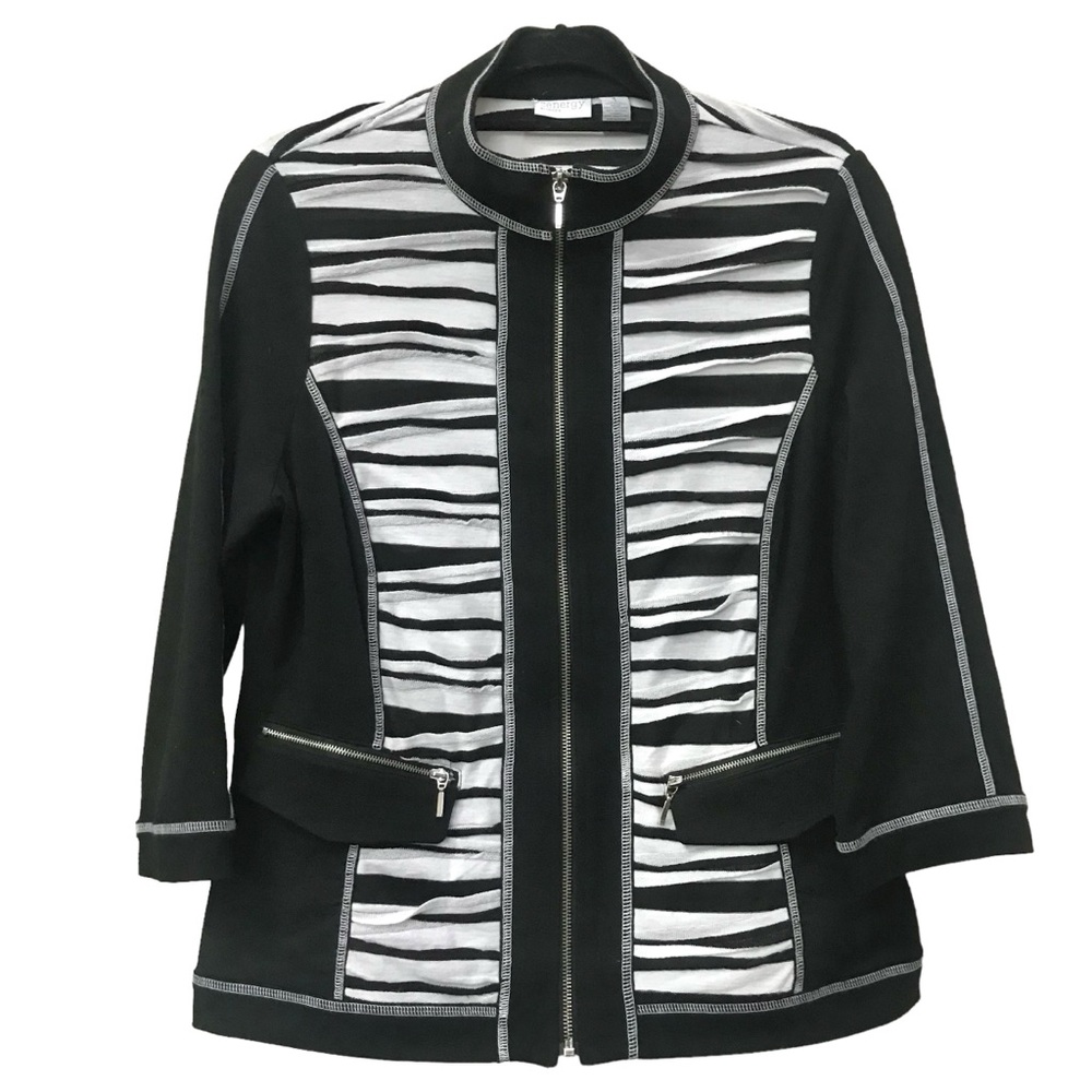 Chico's Zenergy size 1 Black White Knit Blazer Jacket M 8 has 3/4 Sleeves